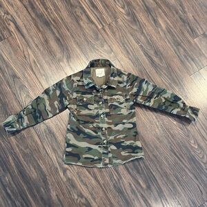 Girls 2 pocket Camouflage Button Down Shirt